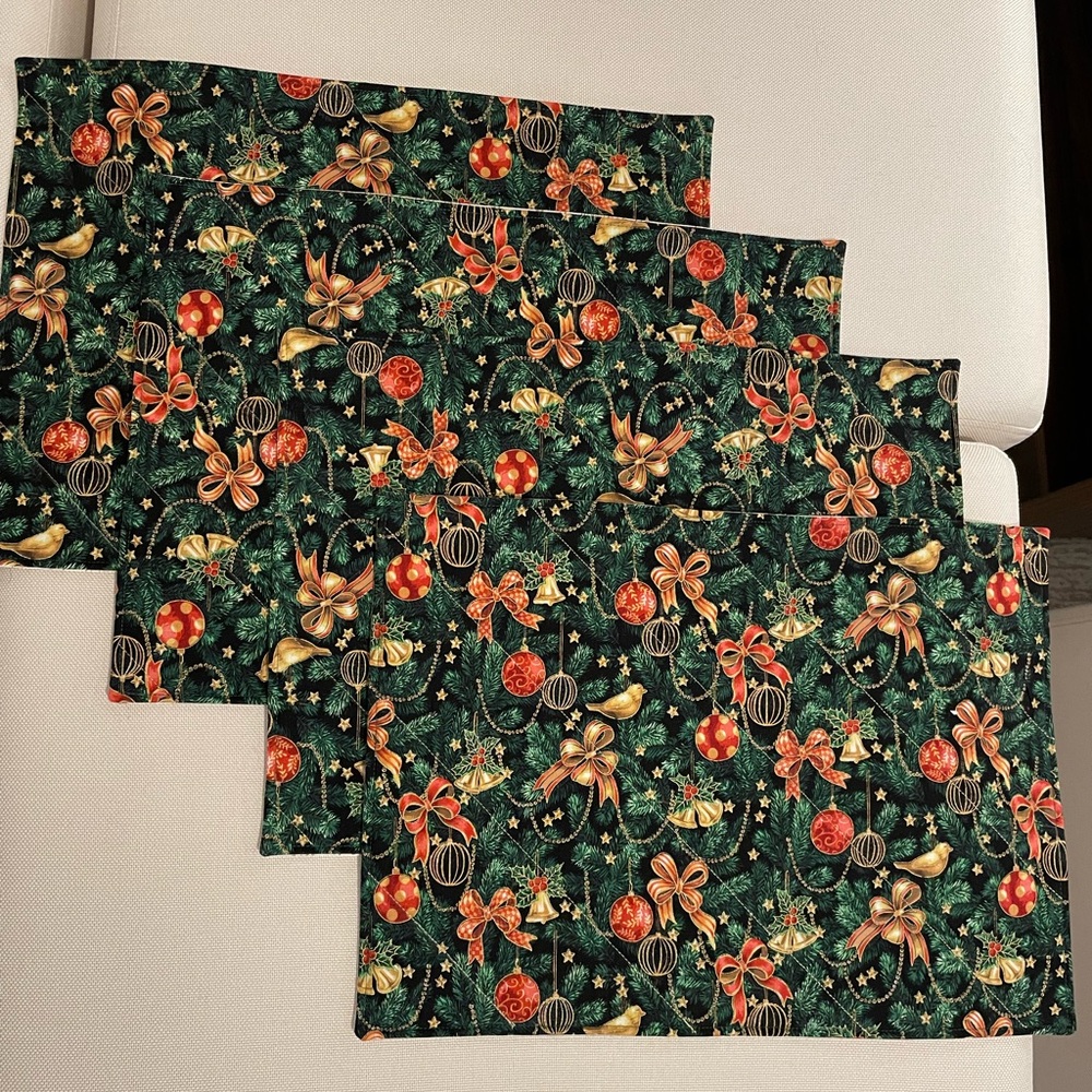 Festive Holiday Placemats Set of 4